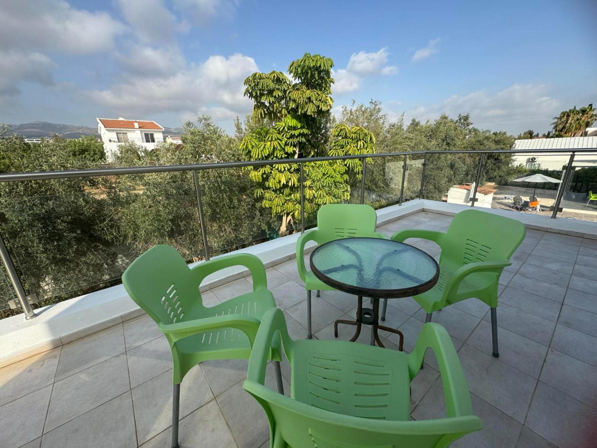 Villa Coralia Gardens 1Km From Coral Bay Beach Exterior foto